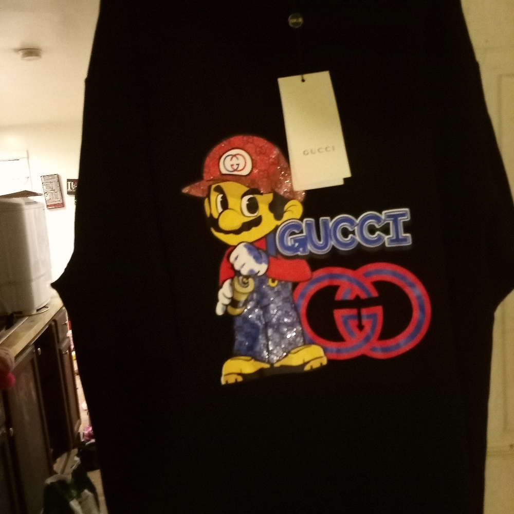 Gucci shirt new with tags